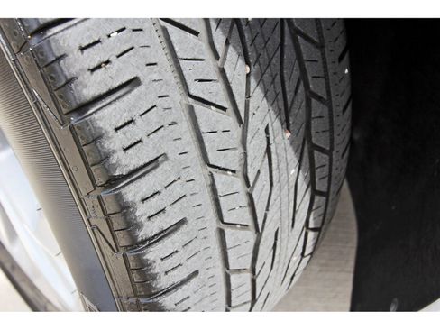 Used 2021 Chevrolet Traverse Premier w/ LPO, Floor Liner Package FWD image 35