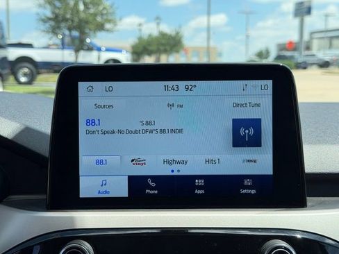 Used 2022 Ford Escape SE w/ SE Sport Appearance Package FWD image 15