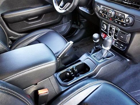 Certified 2024 Jeep Wrangler Unlimited Rubicon 392 image 19