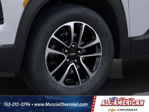 New 2025 Chevrolet TrailBlazer LT w/ Convenience Package image 9