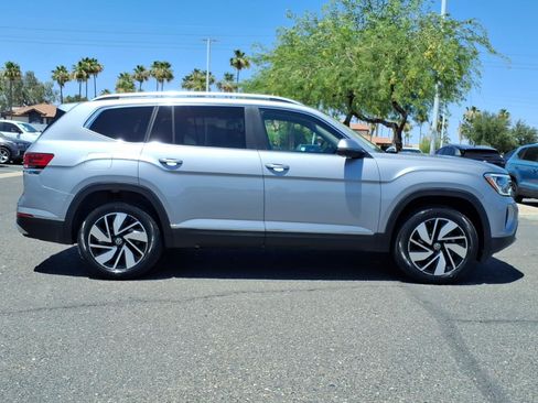 Certified 2024 Volkswagen Atlas SEL AWD/4WD image 8
