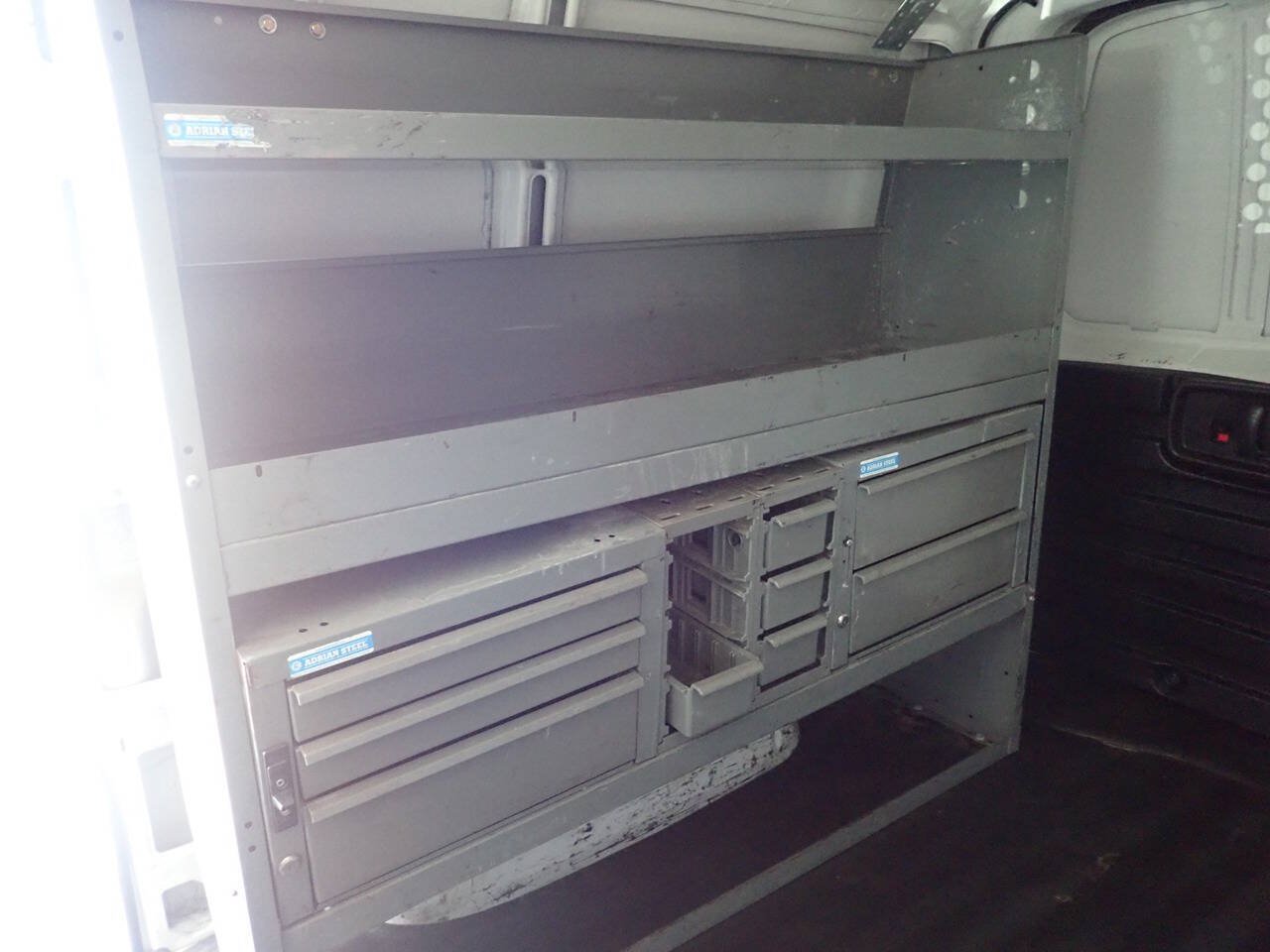 Used 2014 Chevrolet Express 2500 RWD image 24