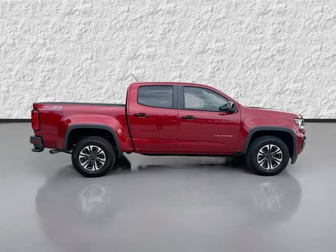 Used 2021 Chevrolet Colorado Z71 w/ Safety Package AWD/4WD image 2
