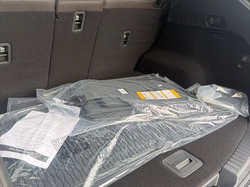 New 2025 MAZDA CX-5 Signature image 9