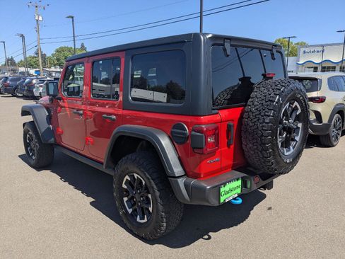 Used 2024 Jeep Wrangler Unlimited Rubicon 4xe AWD/4WD image 4
