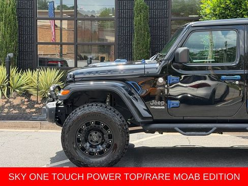 Used 2019 Jeep Wrangler Unlimited Sahara w/ Quick Order Package 24M Moab AWD/4WD image 10