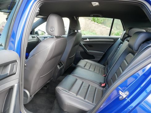 Used 2019 Volkswagen Golf R 4-Door AWD/4WD image 37