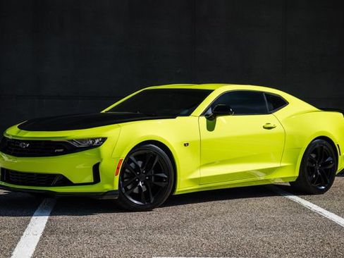 Used 2019 Chevrolet Camaro LT w/ 1LE Track Performance Package image 38