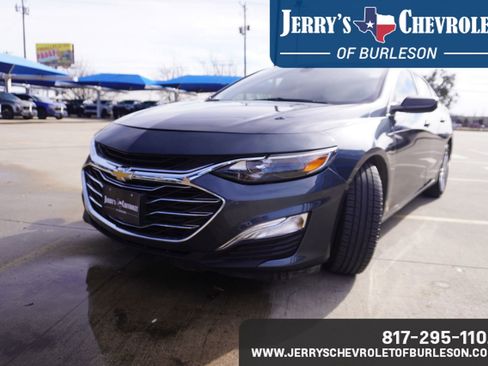 Used 2020 Chevrolet Malibu LS image 2