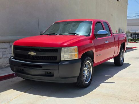 Used 2010 Chevrolet Silverado 1500 W/T RWD image 8