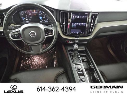 Used 2021 Volvo XC60 T5 Inscription AWD/4WD image 13