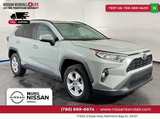 Used 2020 Toyota RAV4 XLE video 2