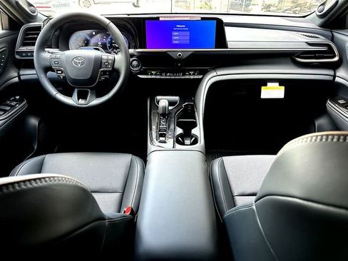 New 2026 Toyota Crown Signia image 21