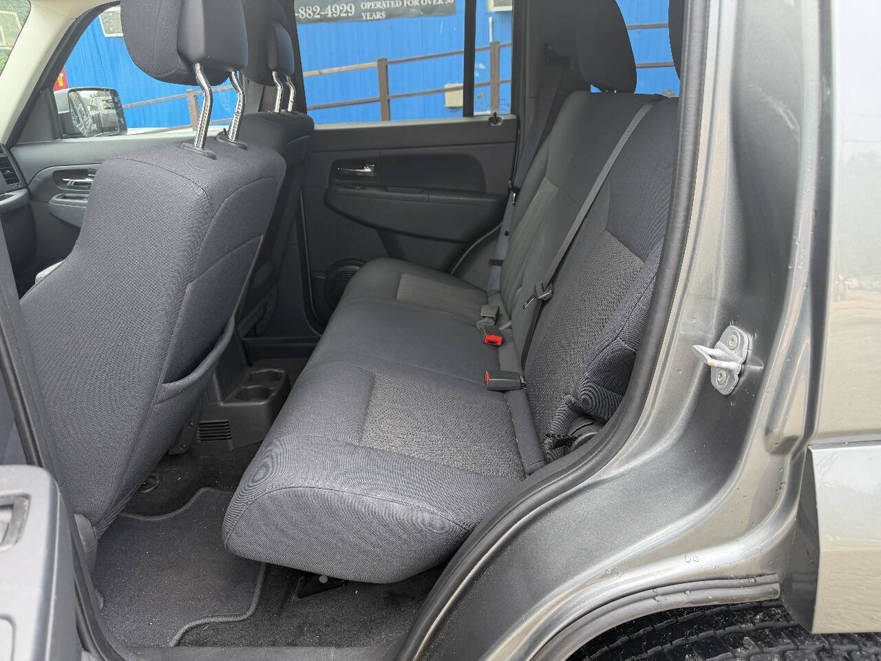Used 2012 Jeep Liberty Sport w/ Popular Equipment Group AWD/4WD image 12