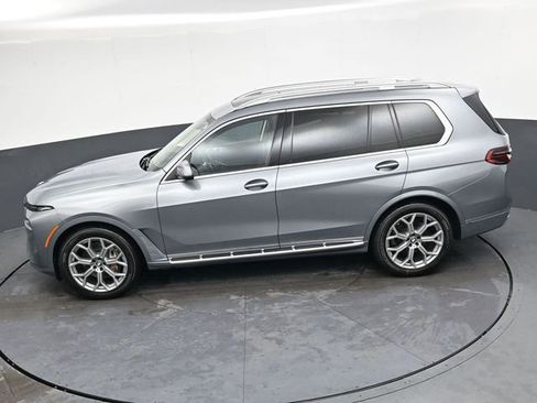 Used 2024 BMW X7 xDrive40i AWD/4WD image 29