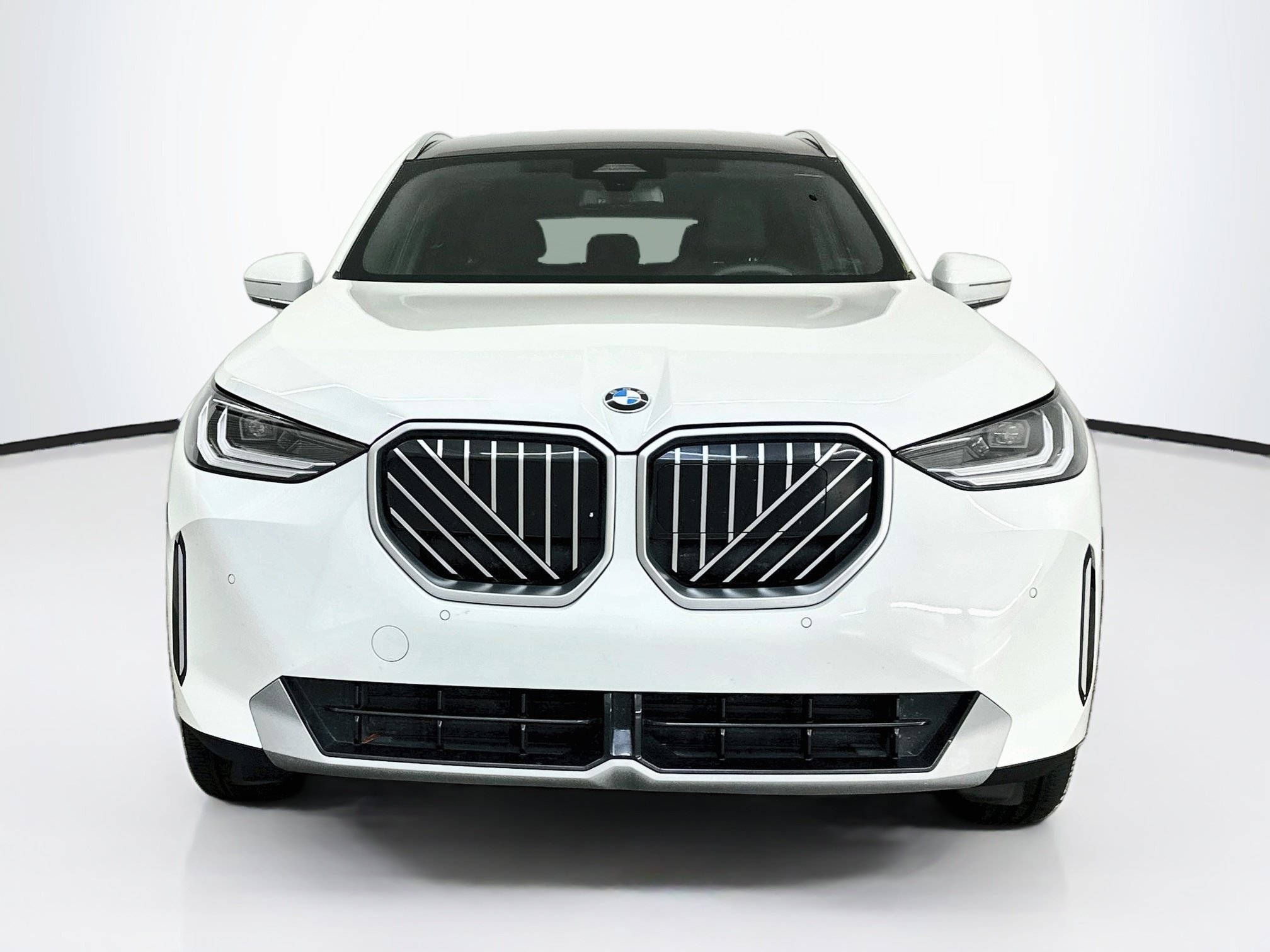 Used 2026 BMW X3 xDrive30i w/ Convenience Package AWD/4WD image 2