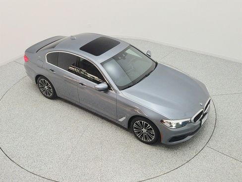 Used 2019 BMW 530e w/ Convenience Package RWD image 24