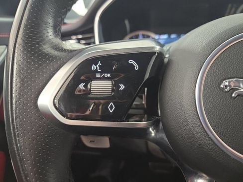 Used 2022 Jaguar XF R-Dynamic SE AWD/4WD image 18
