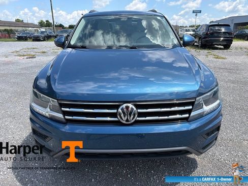 Used 2020 Volkswagen Tiguan SE w/ Panoramic Sunroof Package FWD image 8