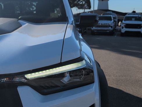 New 2026 Chevrolet Colorado ZR2 image 13