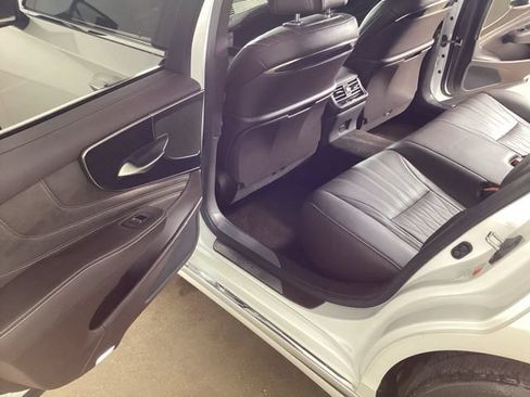 Used 2019 Lexus LS 500 w/ Interior Upgrade Package RWD image 23
