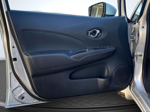 Used 2015 Nissan Versa Note SV w/ SV Convenience Package image 23