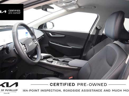 Certified 2024 Kia EV6 Light AWD/4WD image 11