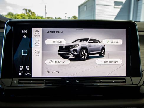 Certified 2024 Volkswagen Atlas Cross Sport SE image 45