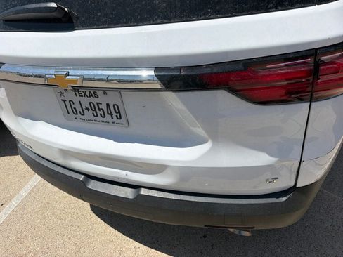 Used 2023 Chevrolet Traverse LT FWD image 5