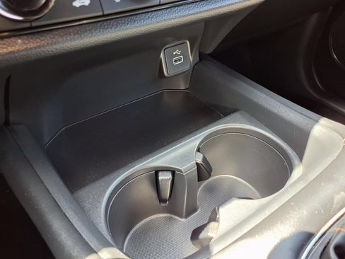 Used 2025 Honda HR-V Sport image 13