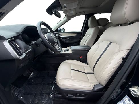 Used 2024 MAZDA CX-90 Plug-In Hybrid w/ Preferred AWD/4WD image 9