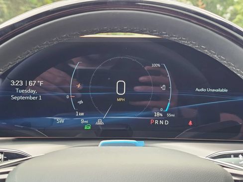 New 2027 Cadillac Vistiq Luxury AWD/4WD image 30