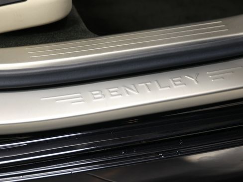 Used 2016 Bentley Flying Spur V8 image 76