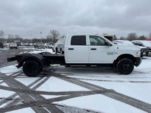 Used 2016 RAM 3500 ST image 6