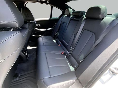 Used 2026 BMW 330i Sedan w/ M Sport Package RWD image 18