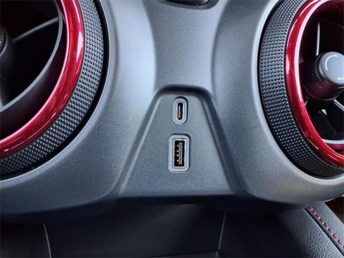 Used 2019 Chevrolet Blazer RS image 9