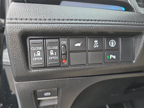 Used 2023 Honda Odyssey Elite image 28