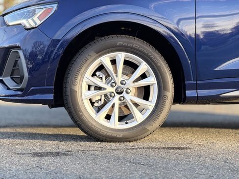 New 2025 Audi Q3 2.0T Premium image 2