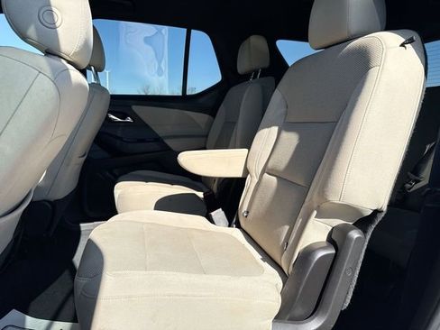 Used 2022 Chevrolet Traverse LT AWD/4WD image 23