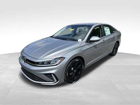New 2026 Volkswagen Jetta SE FWD image 1