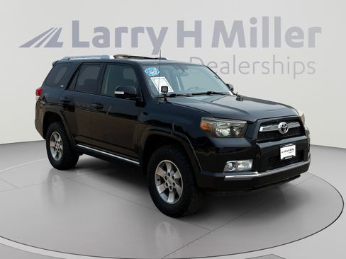 Used 2010 Toyota 4Runner SR5 AWD/4WD image 7