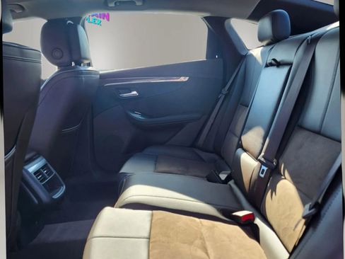 Used 2014 Chevrolet Impala LT w/ Premium Seating Package image 11