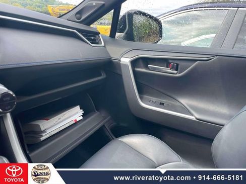 Used 2024 Toyota RAV4 XSE w/ Advanced Technology Package AWD/4WD image 34