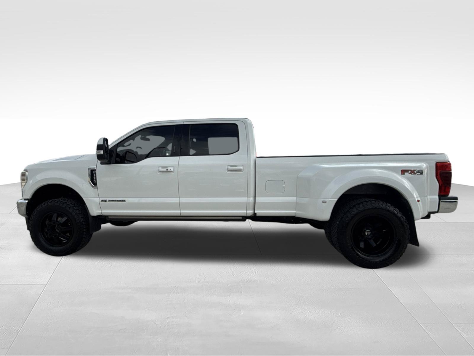 Used 2022 Ford F350 Lariat w/ Lariat Ultimate Package AWD/4WD image 8