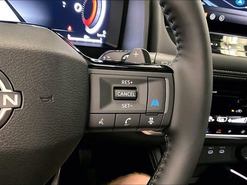 New 2025 Nissan Rogue Platinum w/ Platinum Premium Package image 23