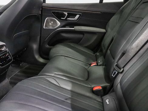 Used 2023 Mercedes-Benz EQS 450+ SUV image 19