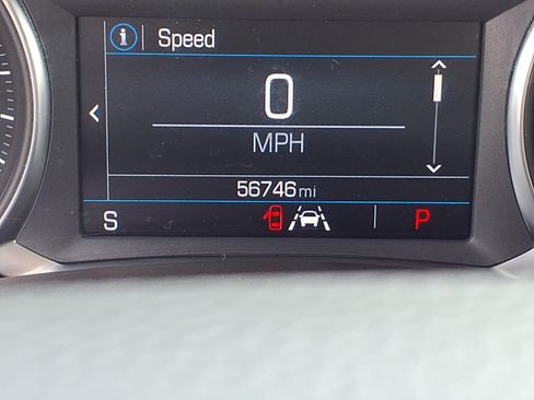 Used 2024 GMC Terrain SLE AWD/4WD image 16