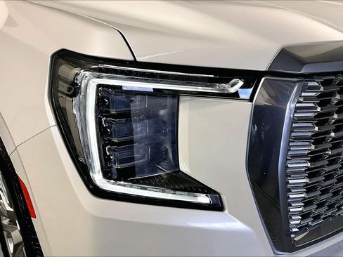Certified 2023 GMC Yukon XL Denali AWD/4WD image 53