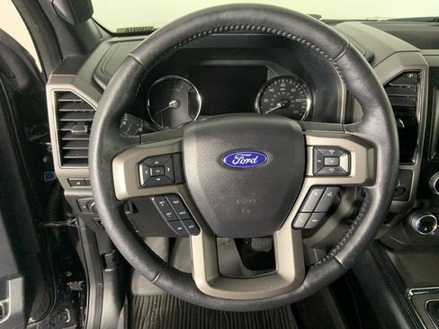 Used 2019 Ford Expedition XLT w/ Equipment Group 202A image 10