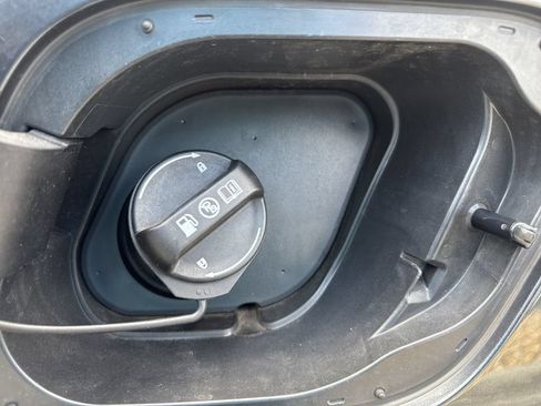 Used 2023 Kia Sportage EX FWD image 30